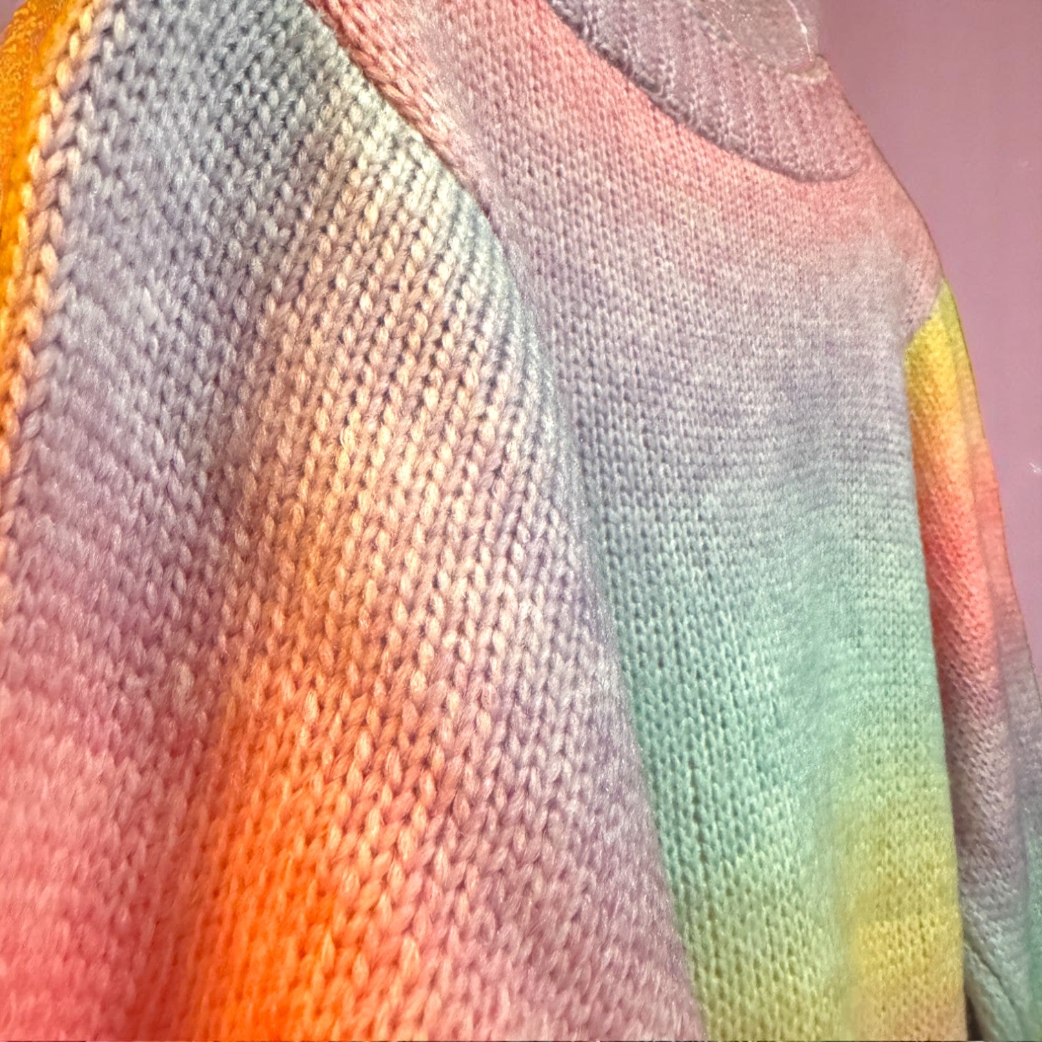 Cloudberry Twist Dream Cardigan – Cardigan | Iridescent pastel fashion accessory from Rainbowscape