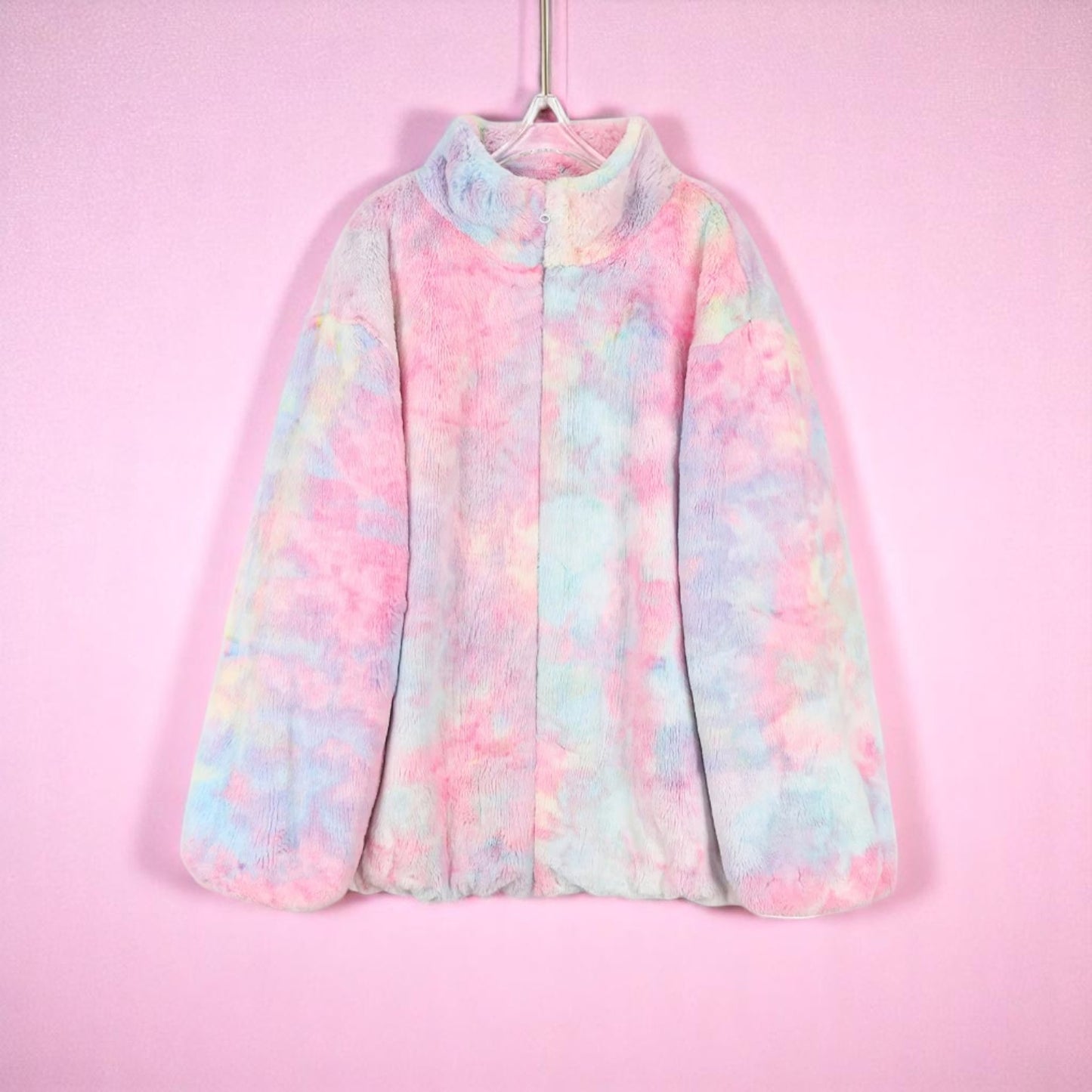 Frosted Bubblegum Dream Faux Fur Jacket – Jacket | Iridescent pastel fashion accessory from Rainbowscape